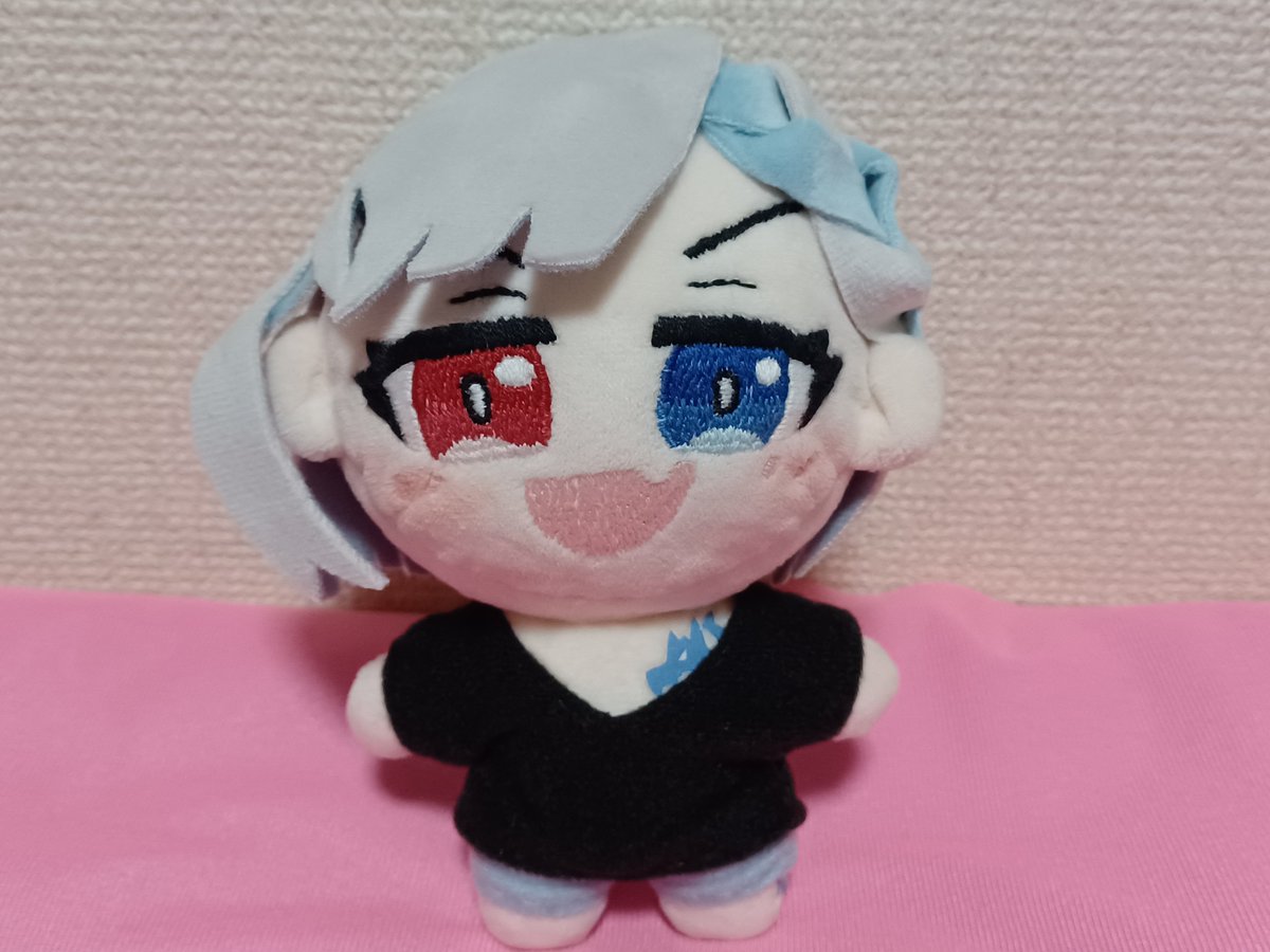 kairosuzyanaiyo's tweet photo. 不灯軒さん(@fudonken)のOC うるるちゃんのぬいぐるみ作ってみました

型紙:てづくり推しぬいBOOK(著者:平栗あずささん) https://t.co/QtIFbWrTDe