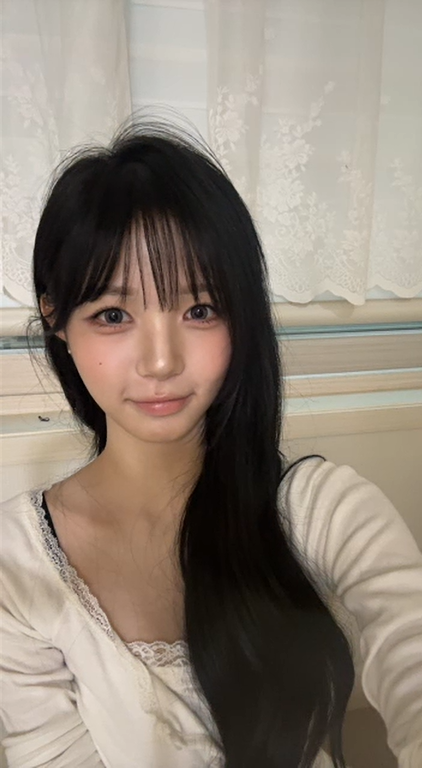 HaizulByezul's tweet photo. BEAUTIFUL STRAWBERRY
#tripleS #트리플에스 #ChaeWon #채원 https://t.co/qaJ7hJD6mP