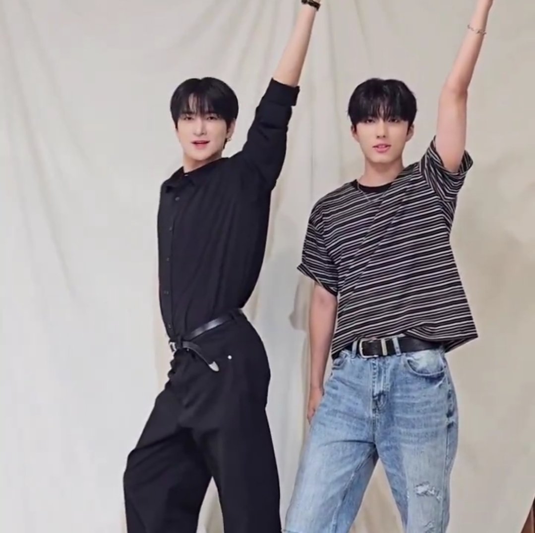 oneofakook's tweet photo. They got ass https://t.co/31JCUhIFx7