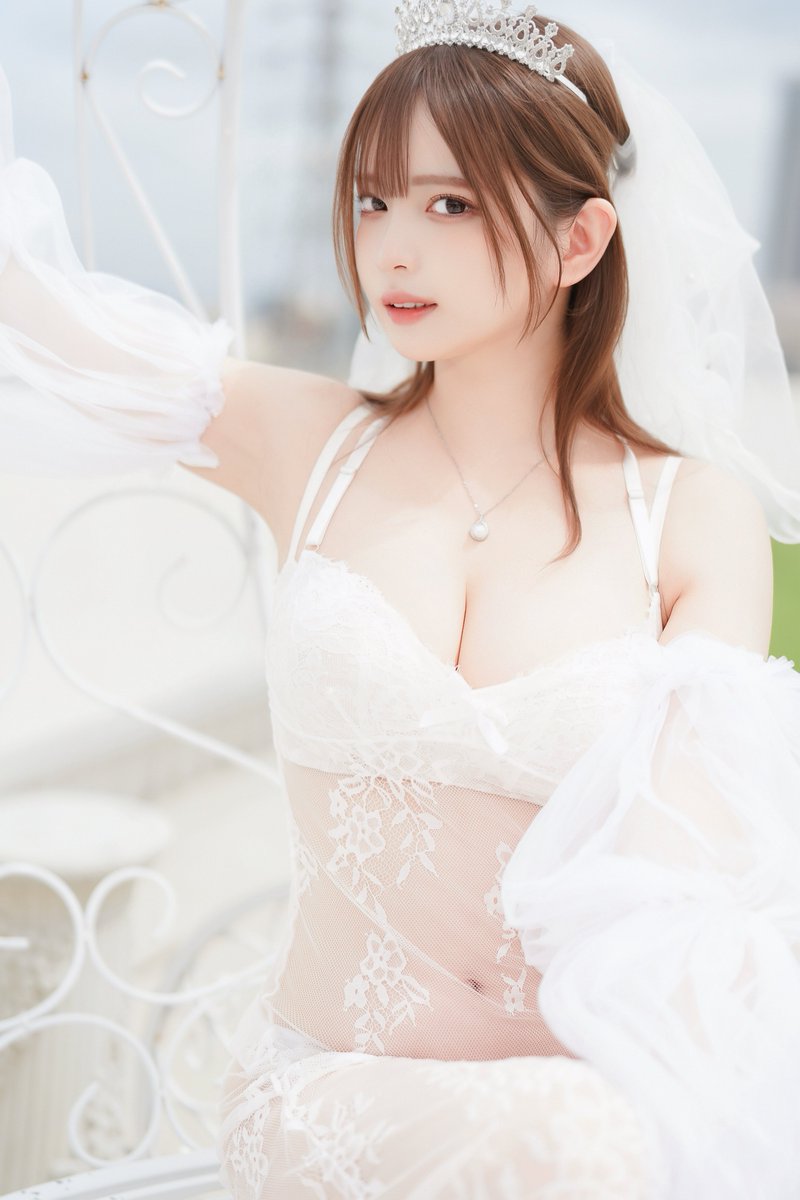 hayasemiru's tweet photo. 炎天下の花嫁 https://t.co/HBnO9QvnqG