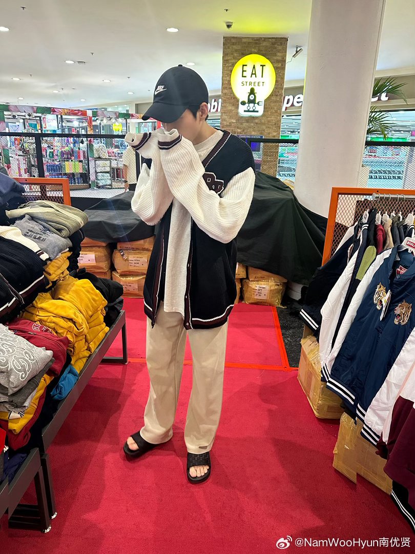 ifntinfo's tweet photo. [SNS] 260902 INFINITE Woohyun Official Weibo Update

"THE GUARDIAN 🫡"

#인피니트 #우현 #남우현 https://t.co/b9lYbhekCP https://t.co/WEfjwgWs7u