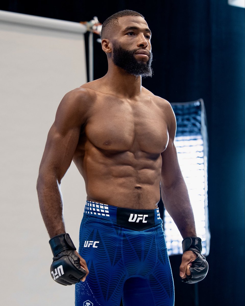 ufc's tweet photo. Debut 🫡

@SalahdineP | #UFCParis https://t.co/jaR6Dh3xMD