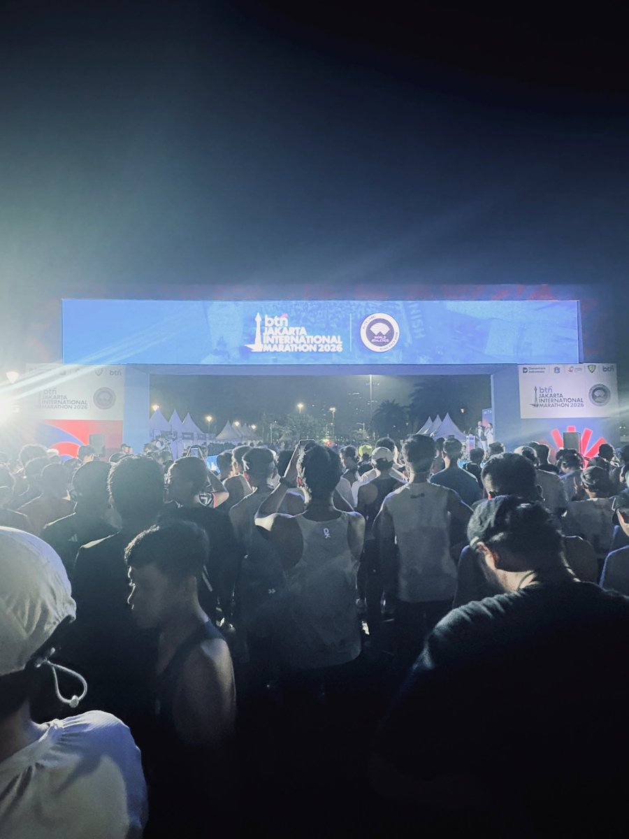 RochelBunrep3's tweet photo. Bismillah… getting ready to explore Jakarta with @btn_jakim alongside @harimanchalid. Best of luck to everyone running today. May we all finish healthy, strong, and happy. Amen. Cheer us https://t.co/nV8ltACl3O