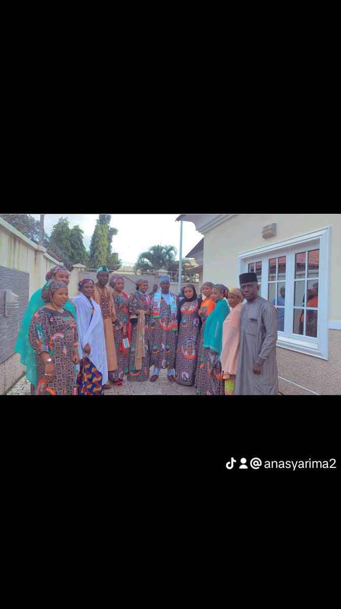 AnasYarima3's tweet photo. We are the north west moblazer of our party p D p https://t.co/kUV1XlWG6r