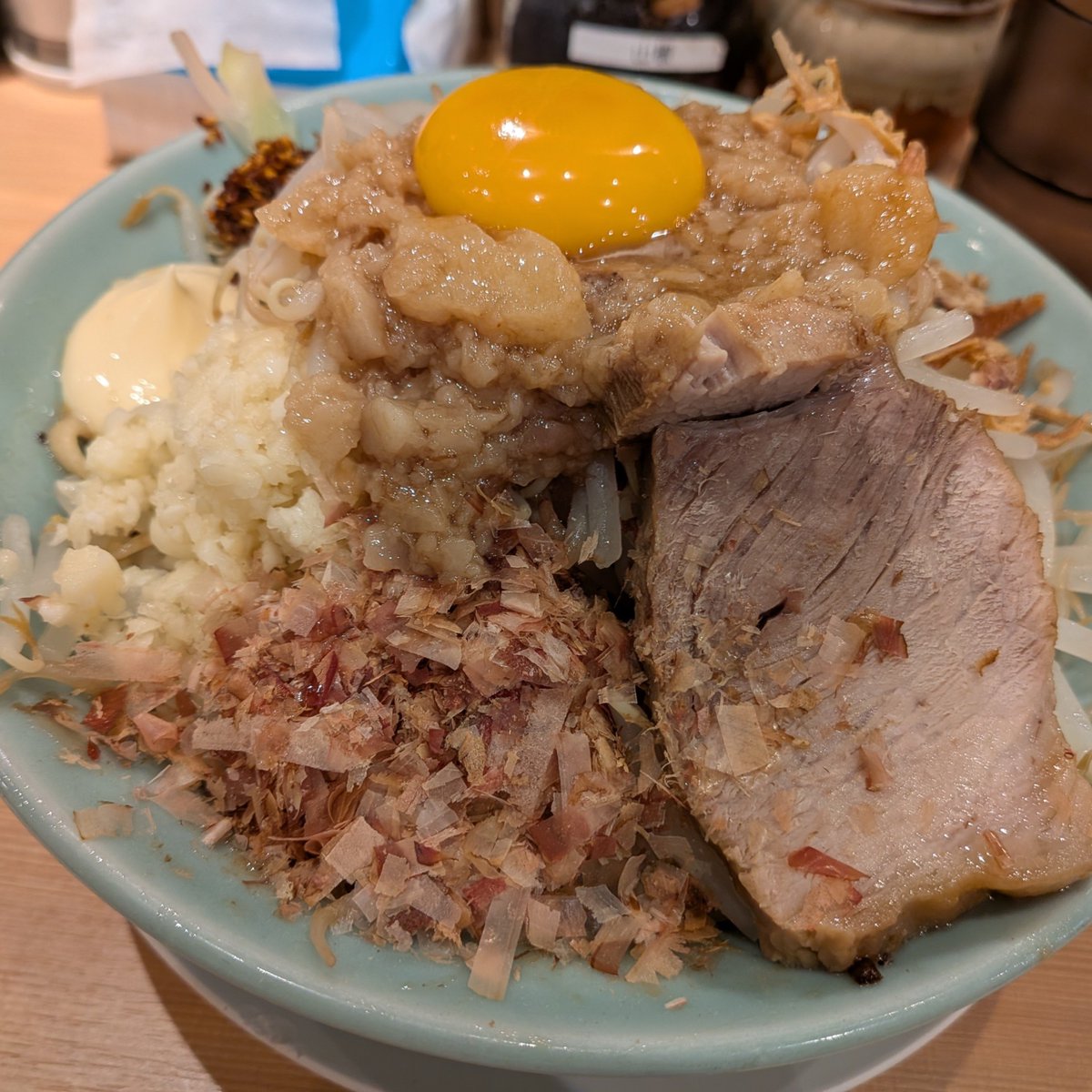 pocotan_MB's tweet photo. ビンビン汁なし at ラーメン 山太郎

冷やしで汁なし！
たまに行く無化調の二郎系ラーメンがついに無化調やめてて神  #毎日がラーメン https://t.co/3P25JBQqEu