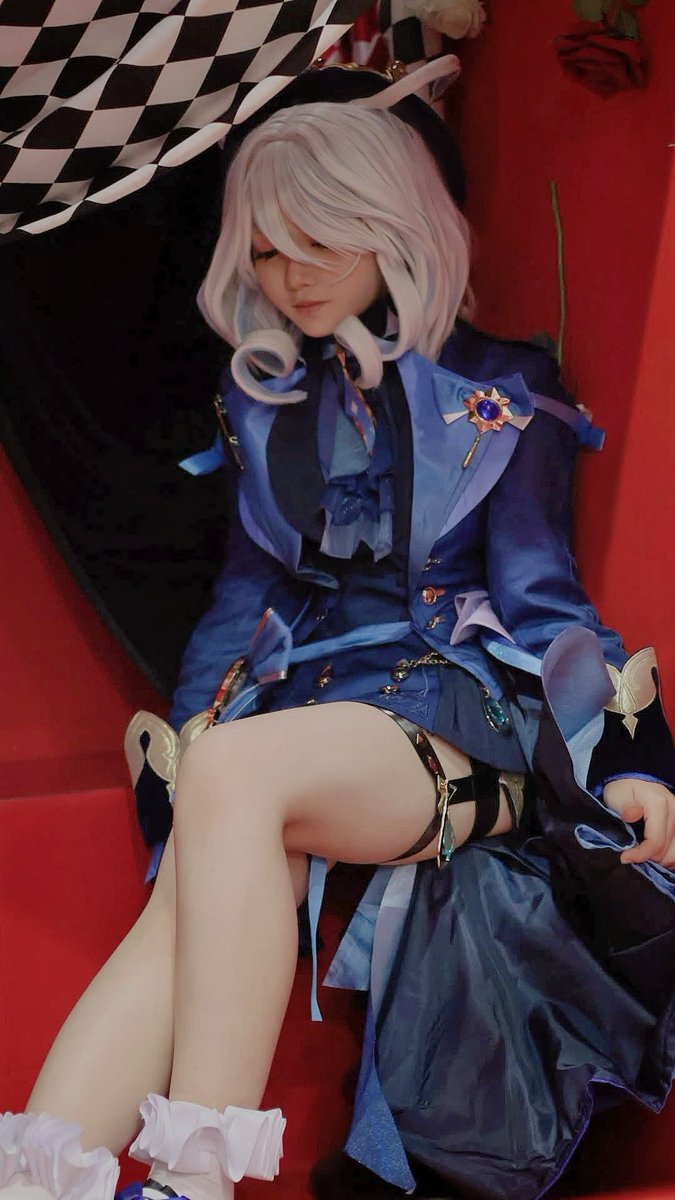 kinanancos's tweet photo. 人生初めてのコスプレ〜！！原神のフリーナちゃんです！

20↑/♀/関東
原神、スタレメインにコス予定です！
コス以外だと実況者さんが好きだったりします☺️

いいねRTでお迎え行きます🙌

⚠️手袋付け忘れ

#初コス #コスプレイヤーさんと繋がりたい #原神コスプレイヤーさんと繋がりたい https://t.co/NrnD7pBj8r