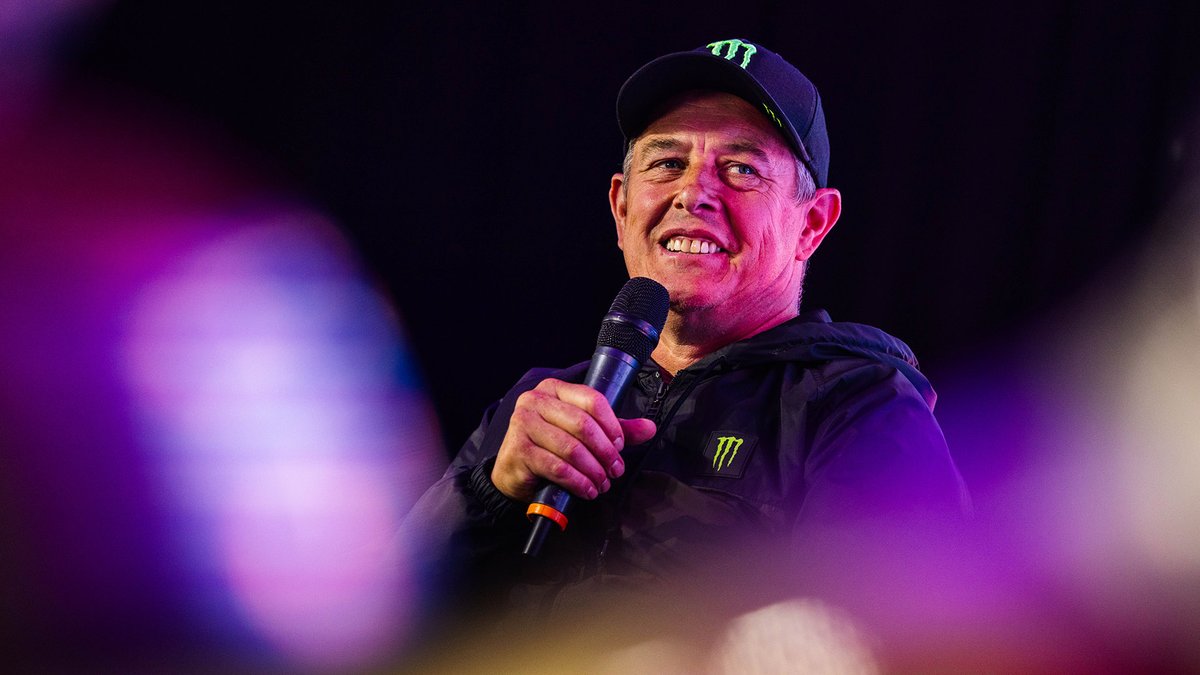 ttracesofficial's tweet photo. The TT Podcast: How McGuinness Shaped the TT

Recorded live during the 2026 Classic TT, this special edition episode explores John McGuinness MBE’s lasting impact on the Isle of Man TT Races.

Watch on TT+ or listen wherever you get your podcasts from 🔗 https://t.co/8NASVrsEWL https://t.co/hHeGqWjRny