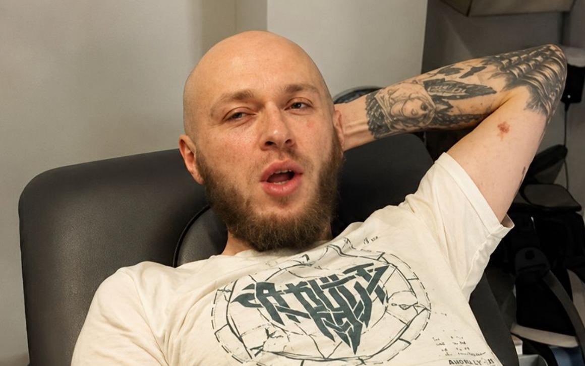 anatoliisharii's tweet photo. Because of this hero, a confrontation began. The SBU and HUR, with shootouts and corpses.

A neo-Nazi from the city of Ivanovo, from Russia.

Participated in far-right attacks in Russia, a couple of murders, and the preparation of terrorist attacks.

Currently - deputy commander for combat operations of the Ukrainian military formation “Russian Volunteer Corps,” headed by the Jew Kapustin.

Planned the murder in Kyiv of some “liberal” from the Russian Federation.

Just great.

A HUR hero. They gathered shit from all over the world.