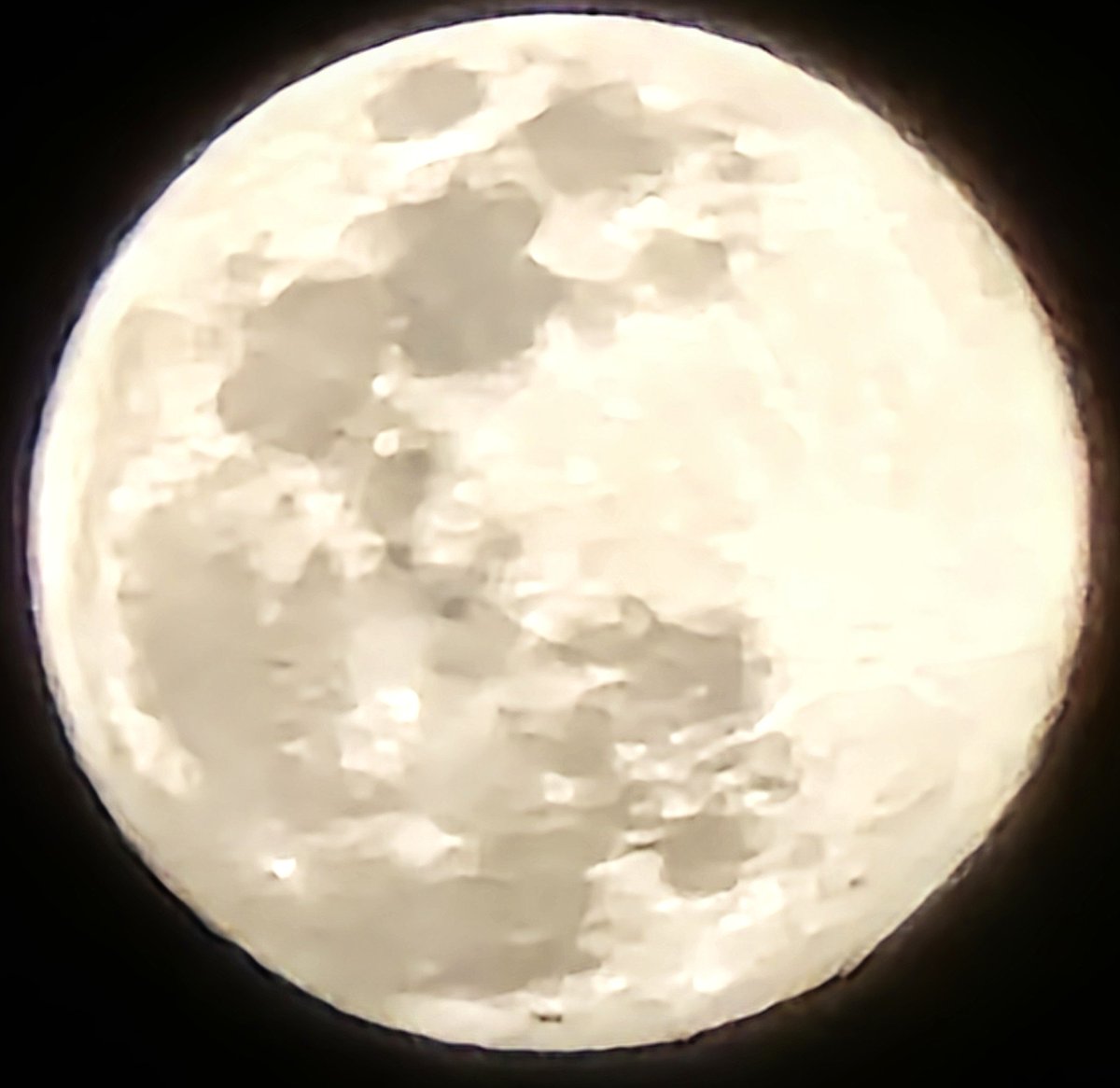 t1cfha's tweet photo. 最近満月🌕あげて無いから満月🌕スペシャル😊😊😊 https://t.co/zdU7Dxm8Kc