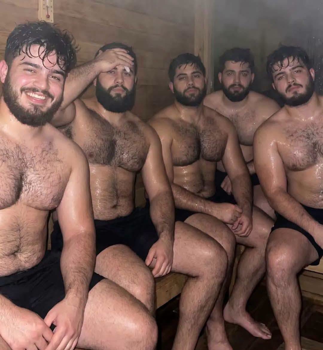 contesdegays35's tweet photo. #hairychest #men #hairy #hairymen #poilu https://t.co/0BIYf1KCcw