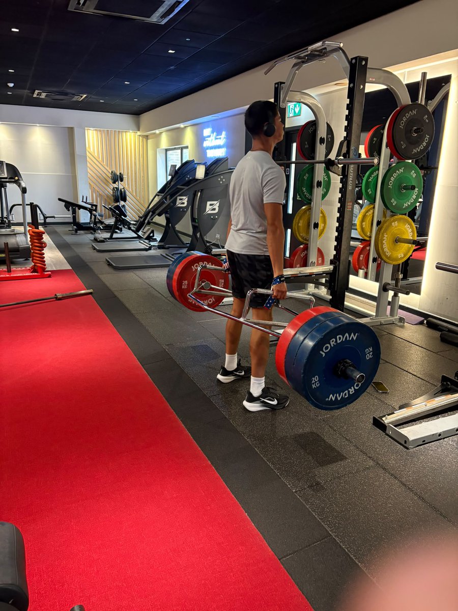 2fastcallanan's tweet photo. Push your limits. 340lbs x 4 https://t.co/6XnouTKrwa