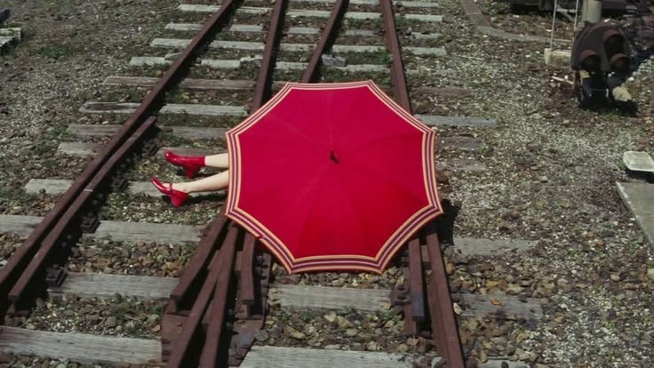 lunaralewife's tweet photo. Ritual (2000)

hideaki anno https://t.co/Qs2fVrmxDJ