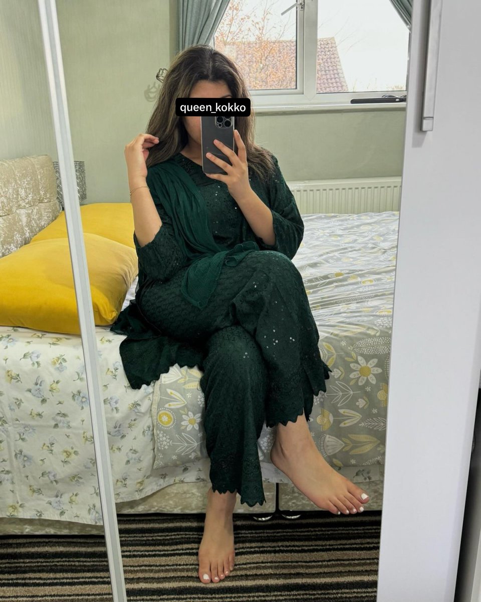queen_kokko's tweet photo. Pay up your Muslim Pakistani goddess 🇵🇰

A piggy like you would love to get humiliated and shamed up by a Muslim  Pakistani goddess like me. 

Approach and send 20$ for session. 
https://t.co/N4NQXQ59HK

#findom #worship  #muslim  #foot  #hijab  #humiliation  #sissy https://t.co/TROZ3TUVdT