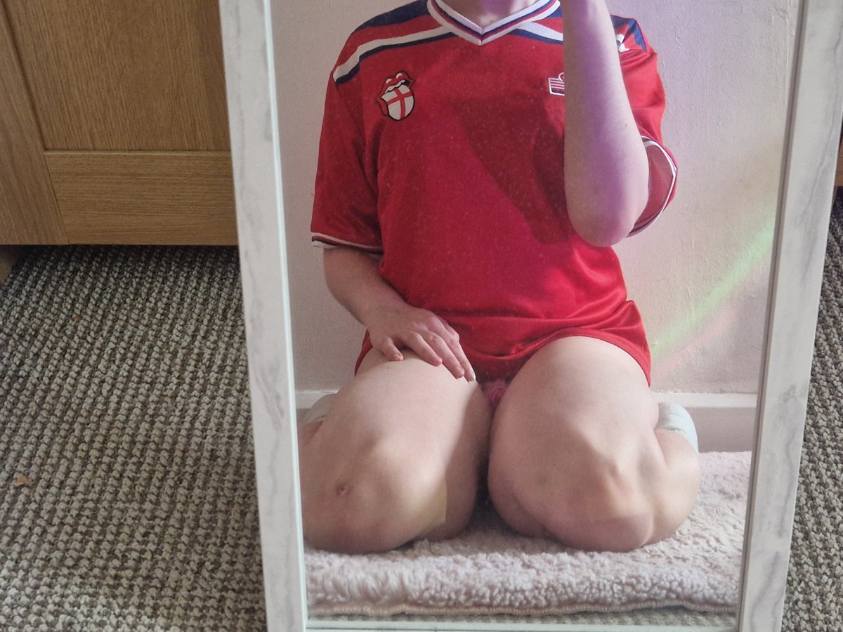 UrAverageF3mboy's tweet photo. yes I have an onlyfans!

https://t.co/hlG4l3YLH1

I post more of myself here and all money goes towards me being more femme 💕 https://t.co/oeNOVUuzrn