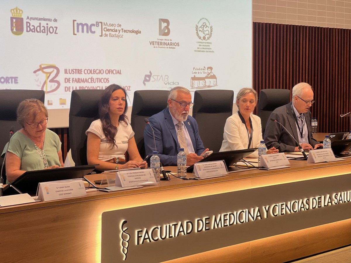 infouex's tweet photo. 🦟 Badajoz reúne en @UExMedicina  a 200 expertos internacionales para avanzar en la investigación sobre la malaria y otros parásitos sanguíneos

🔬 Hasta el 5 de septiembre con un enfoque multidisciplinar #OneHealth

https://t.co/JUl8s0qnZ1

@AlfonsoMarzal @UExDivulga @saludEXT https://t.co/EvPpABoGVI