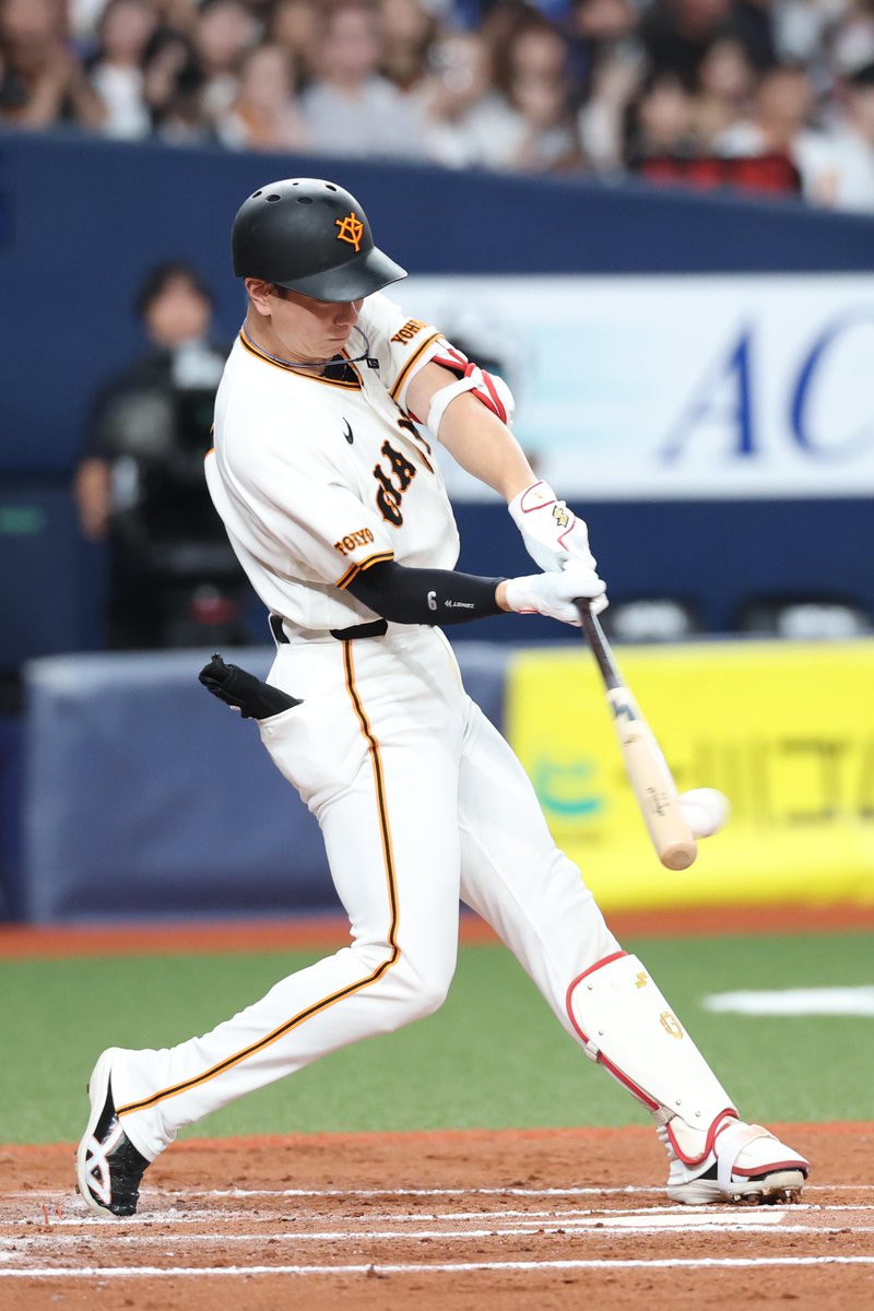 TokyoGiants's tweet photo. 【六回裏】巨人 1-0 DeNA

一死二塁から #松本剛 選手が左前適時打を放ち、先制点を挙げる👏 https://t.co/mFiorCqq1f