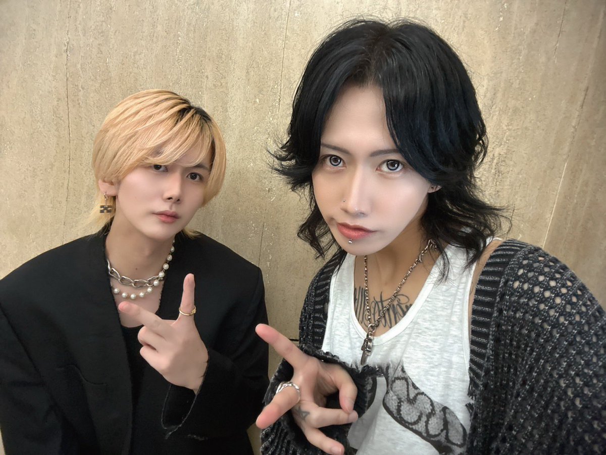 amu_man1124's tweet photo. 今日から人数倍なりました！
元気に飲むぞー！！

あとPV届いてるんで良かったら見てやってください😶‍🌫️

新宿歌舞伎gd ASCENTでお待ちしてます！ https://t.co/or7hbcnTbP