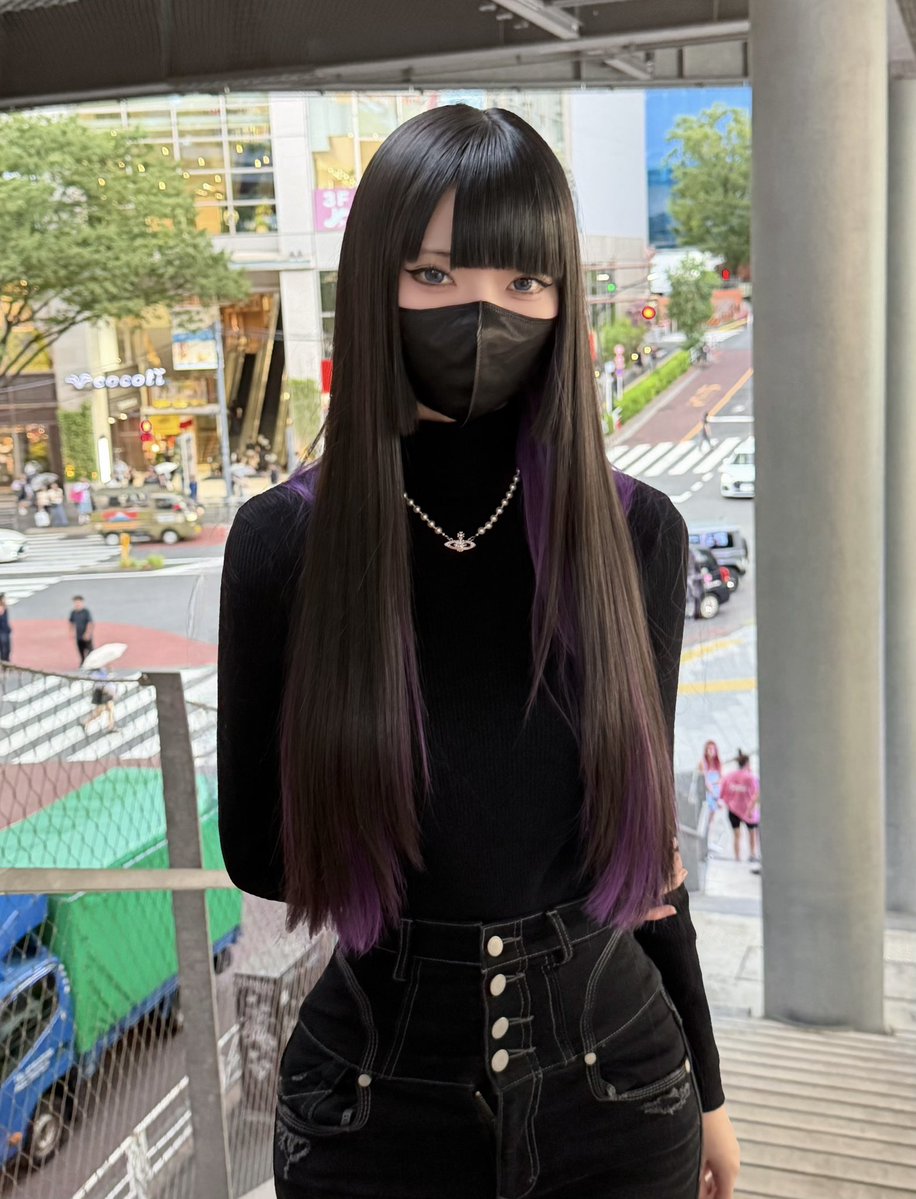 nwqllxq's tweet photo. 誰に似てる？ https://t.co/ycB3UfG9hn