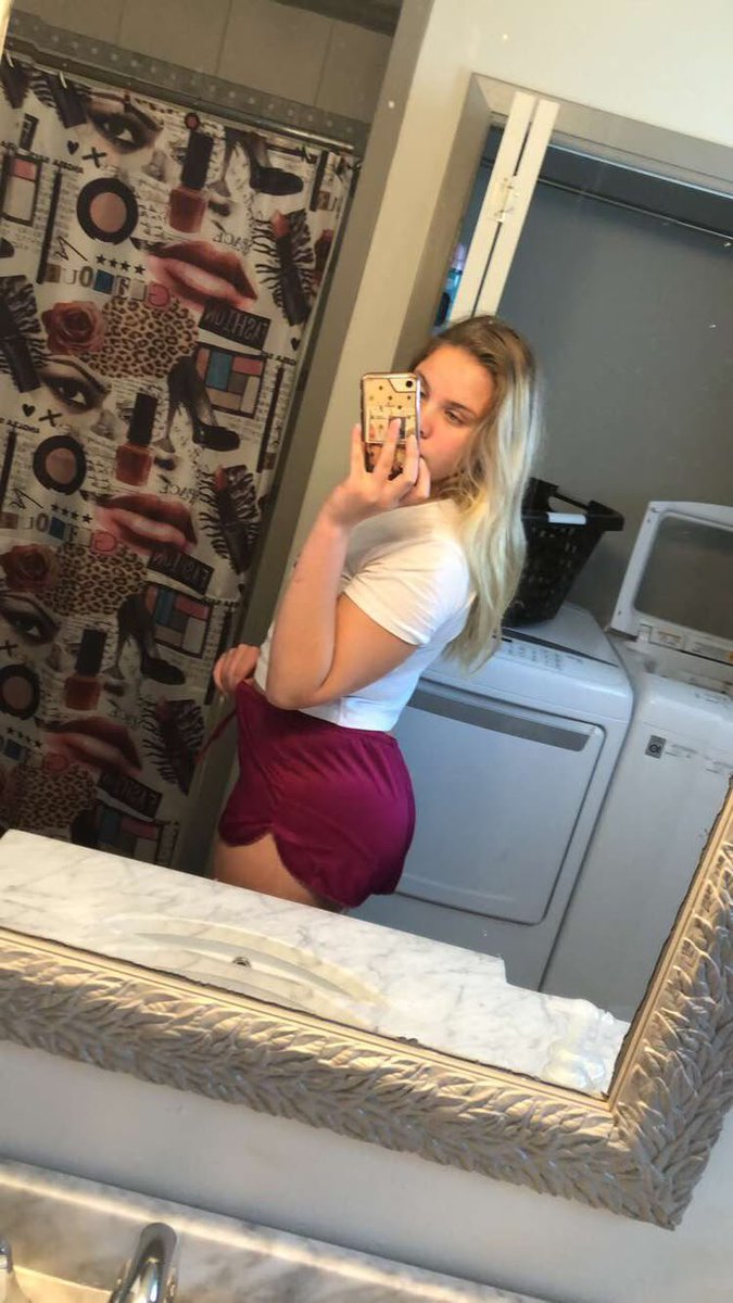 FAnimov62644's tweet photo. Dms open for horny slaves . let mommy brainwash you with just $1🤤😵‍💫 , milk your goonstick let me feed and make you spill your loads and addicted to gooning😵‍💫🤤💦 , joi ,edging 🍆, pump,cam roleplay ,sexting   and porn . You love it here😵‍💫💕. https://t.co/F615ROP7AS
