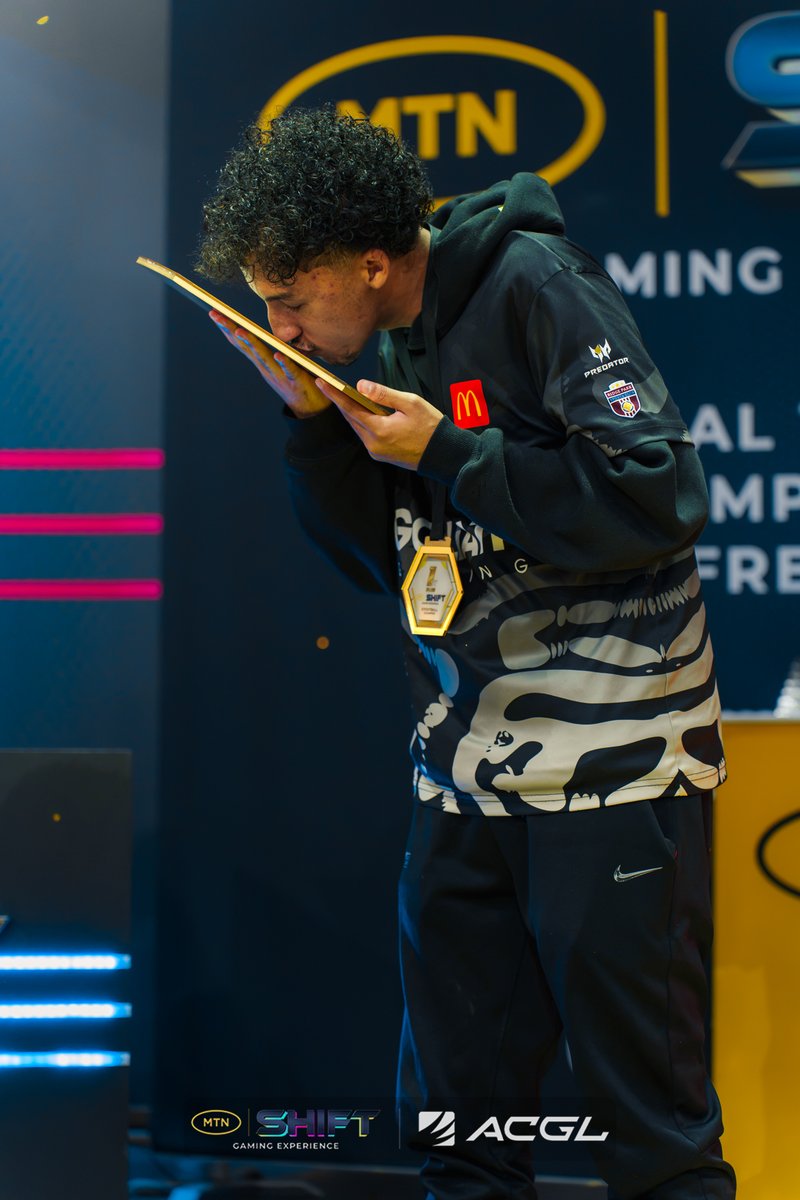 AfricanGaming's tweet photo. Champions Crowned at Canal Walk ๐
The #MTNShift Gaming Experience Finals brought the heat ๐ฅ and our players rose to the occasion!
โก | Beat Saber Winner: super_n0v4
โฝ | EAFC Winner: @ZaidApril_
Standing ovations all around ๐ not only for the champions who claimed the crown but for every participant who brought passion, skill and heart to the stage ๐๐ฎ
Full album link down below ๐
#AfricanGaming #EAFC #Beatsaber #GamingExperience #AfricanEsports