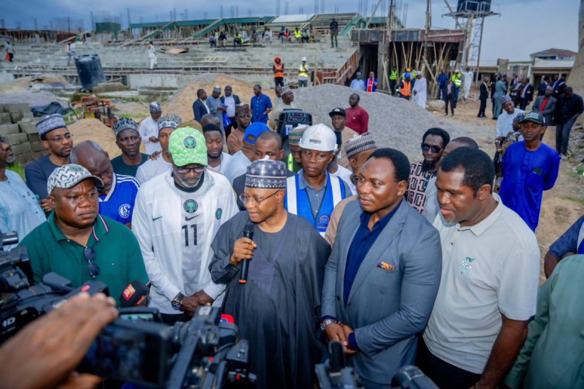 jibreelKhalil's tweet photo. Governor @ubasanius was joined by Nigeria’s football legends, including Daniel Amokachi, Garba Lawal and Emmanuel Babayaro, for an inspection of the ongoing reconstruction of Ahmadu Bello Stadium (ABS), Kaduna.

The FIFA-standard stadium will feature a 33,000-capacity bowl, up from the initial 16,000 capacity, a hybrid turf (one of its kind in Nigeria), rehabilitated training pitches, a gymnasium, a modern media centre and an athletes’ hostel.

Governor Uba Sani said the project will restore Kaduna’s historic sports legacy. He has also fulfilled the 30-year-old promise of land allocation and street naming in honour of the Atlanta 1996 Super Eagles.

#WorkingForKaduna