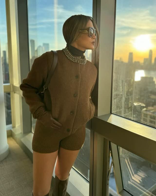 JenniferLofot's tweet photo. Good morning from JLO 🌞🥰❤️ https://t.co/gGjn93RMp2