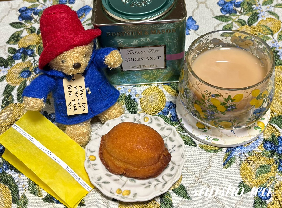 sanshotea's tweet photo. Dear Aunt Lucy
QUEEN ANNE /
FORTNUM&MASON
ポストし忘れ分📮💨
お茶請けは、Remmeさんの
すっぴんレモンケーキ🍋
しっとり生地にレモンの酸味がしっかり広がる✨
#Remme
#茶好連 https://t.co/x3jQBMZcGI