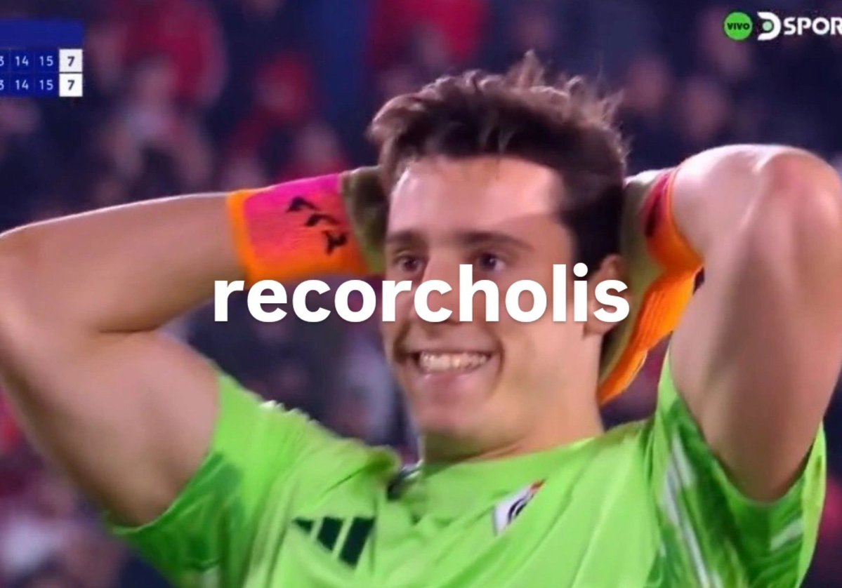 hyyhcarp's tweet photo. me tengo que sentar a preparar como 4 finales https://t.co/LrFO1NigkL