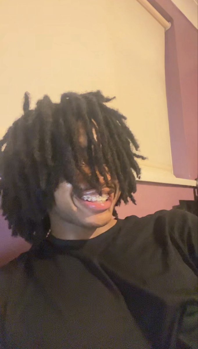 pyrouim's tweet photo. Felt cute might delete later :3 https://t.co/39Mrz8cJj1