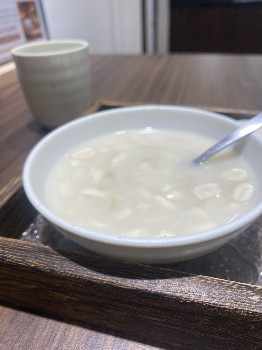 subtt980's tweet photo. 來做SPA愛自己💆🏻‍♀️
無糖的花生薏仁😋 https://t.co/vAEGCUcwLq