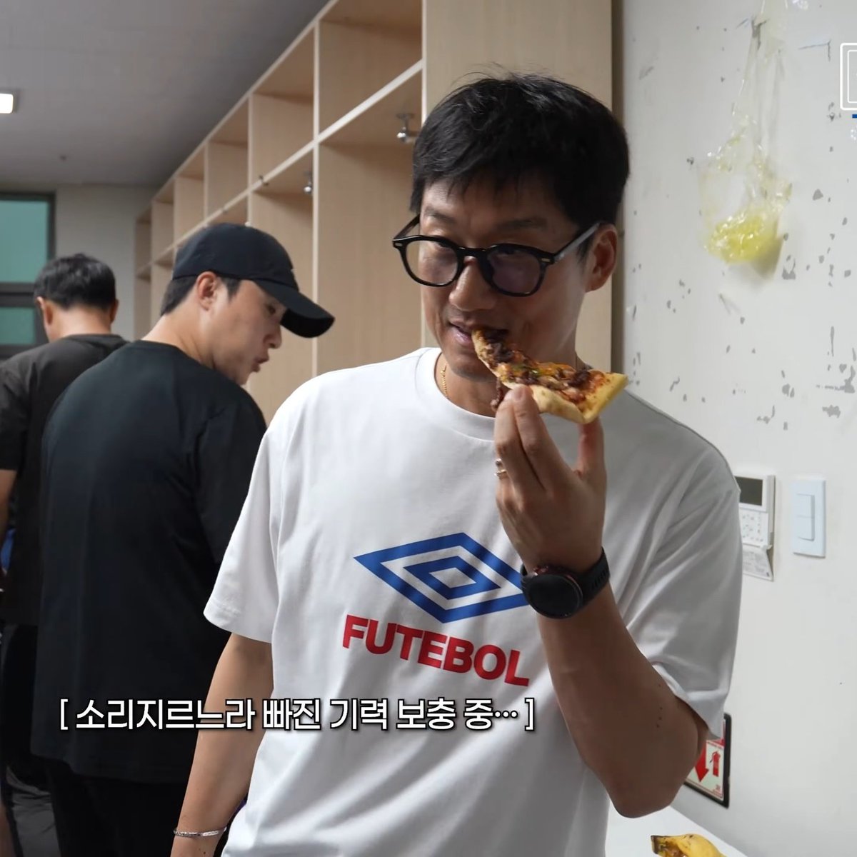 nangmanblue's tweet photo. 짤 획득
서포팅 후의 나와 다를 바가 없음 https://t.co/fuMTWMzQby