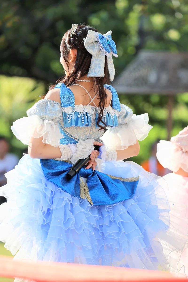 HRNW_VFaUAAIXQh?format=webp&