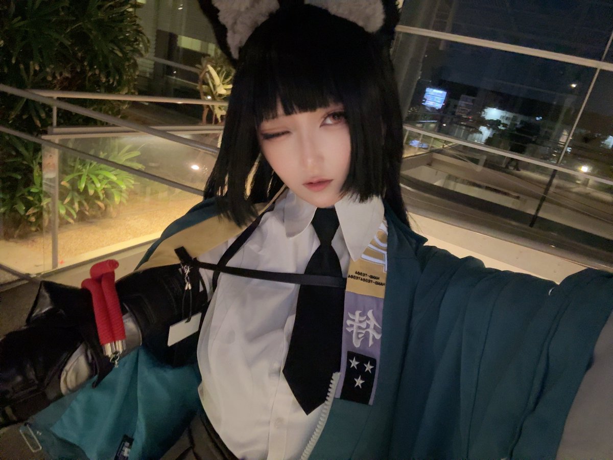 Muge_Mugen's tweet photo. ※cos / ｵﾌｼｮ
 ウインクの修行だ。 https://t.co/6dHAQGug1z