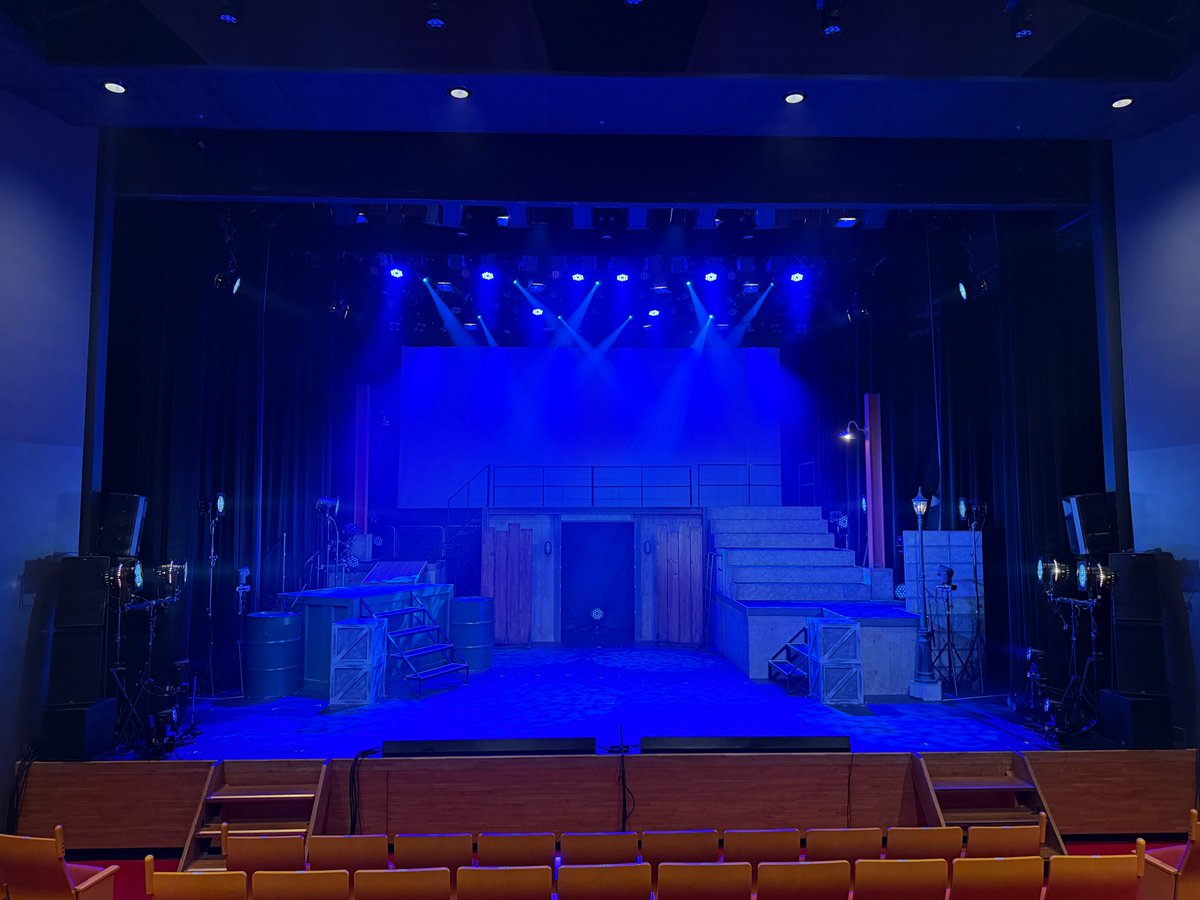 LittleArmory's tweet photo. 舞台『リトルアーモリー THE STAGE』
初日公演が無事終了しました🎵
稽古で何度も見てきたのですが、お客様の前で物語として立ち上がった指定防衛校生を見ると、やはり全然違います✨

ご来場ありがとうございました！
#舞台リトアモ で感想もぜひ！！

明日からも六行会ホールでお待ちしています。 https://t.co/rKY9uI9HvD