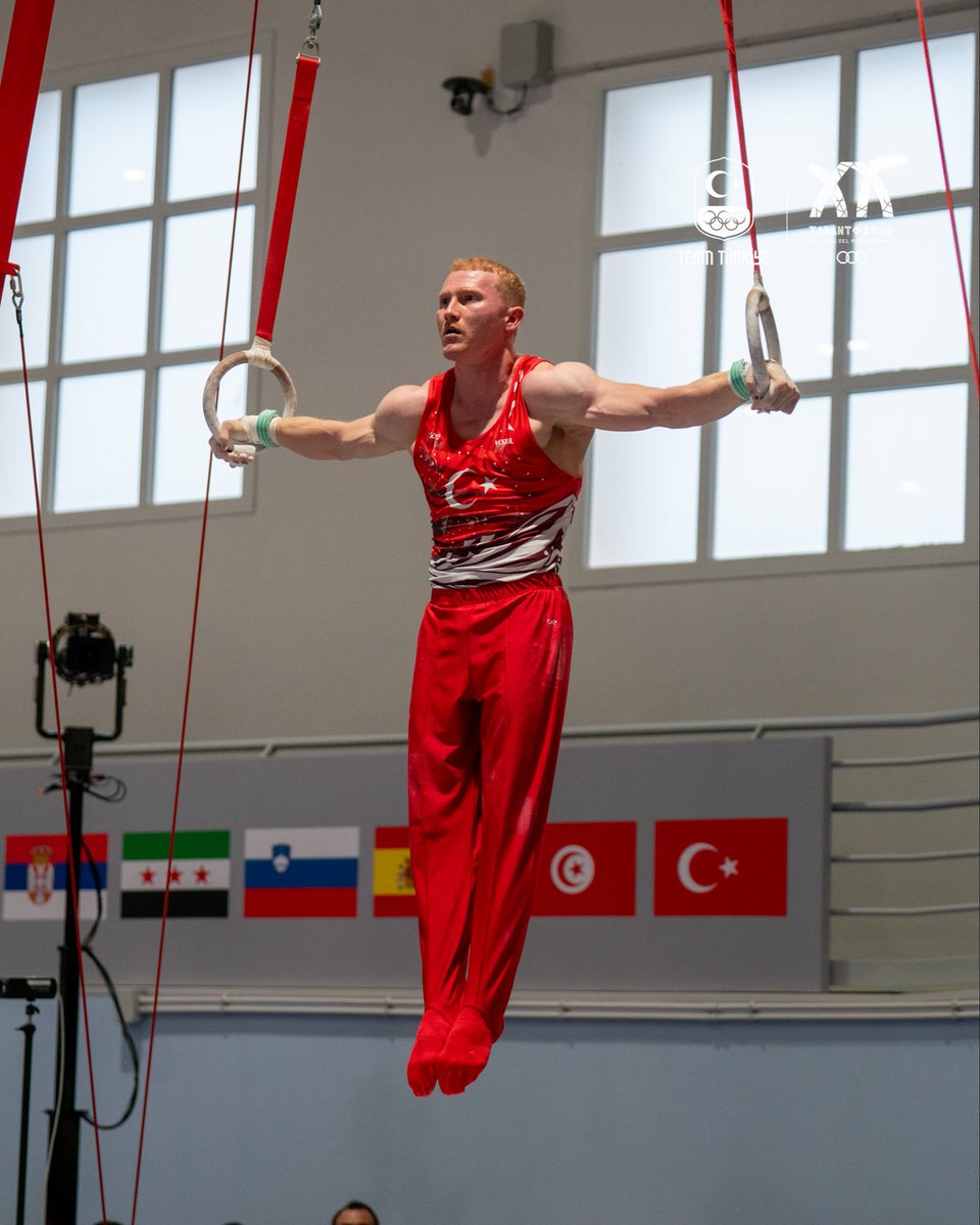 TMOK_Olimpiyat's tweet photo. 🥇 Mehmet Ayberk Koşak Akdeniz Oyunları Şampiyonu! 🇹🇷

Taranto 2026 Akdeniz Oyunları’nda artistik cimnastik erkekler halka finalinde mücadele eden milli sporcumuz Mehmet Ayberk Koşak, 14.250 puanla zirvede yer alarak altın madalyanın sahibi oldu. 🤸‍♂️👏
@turkcimfed https://t.co/YM8uo2zyqx