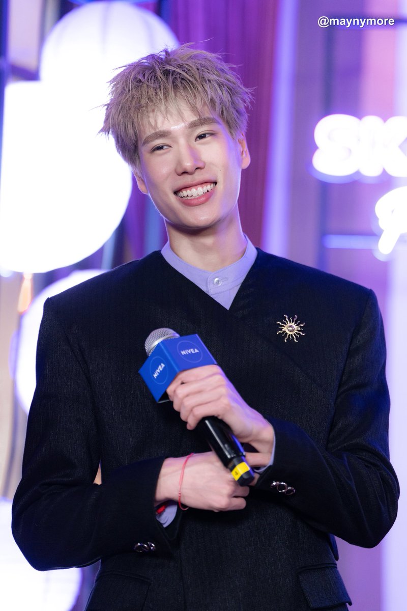 maynymore's tweet photo. เด็กฝรั่งยิ้มน่ารัก🤏🏻🤏🏻🤏🏻

PONDPHUWIN NIVEA YAOWARAT 

#NIVEASkinGlowxPondPhuwin
#phuwintang https://t.co/xVAptNpYnN