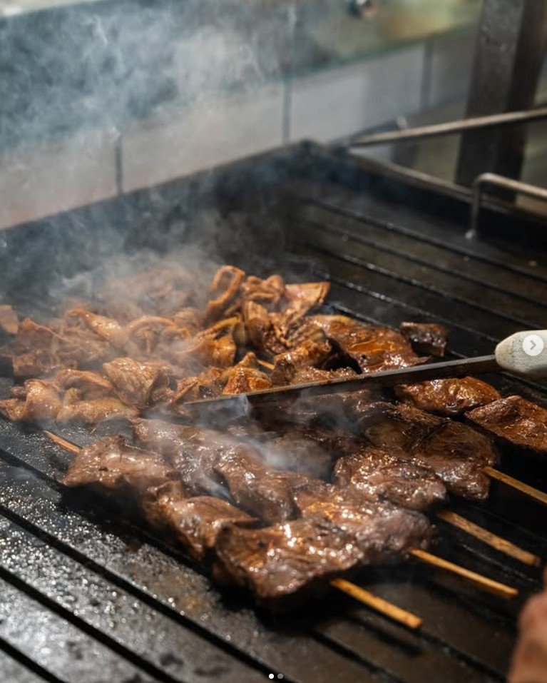 eabusad's tweet photo. Si te gustan los anticuchos, ya abrió RUPERTA en Valle Hermoso, Surco. ¡Qué buena! Acá pueden seguir la página de IG. Gracias:

https://t.co/wCpk0flWJs https://t.co/UxoTv06uyK