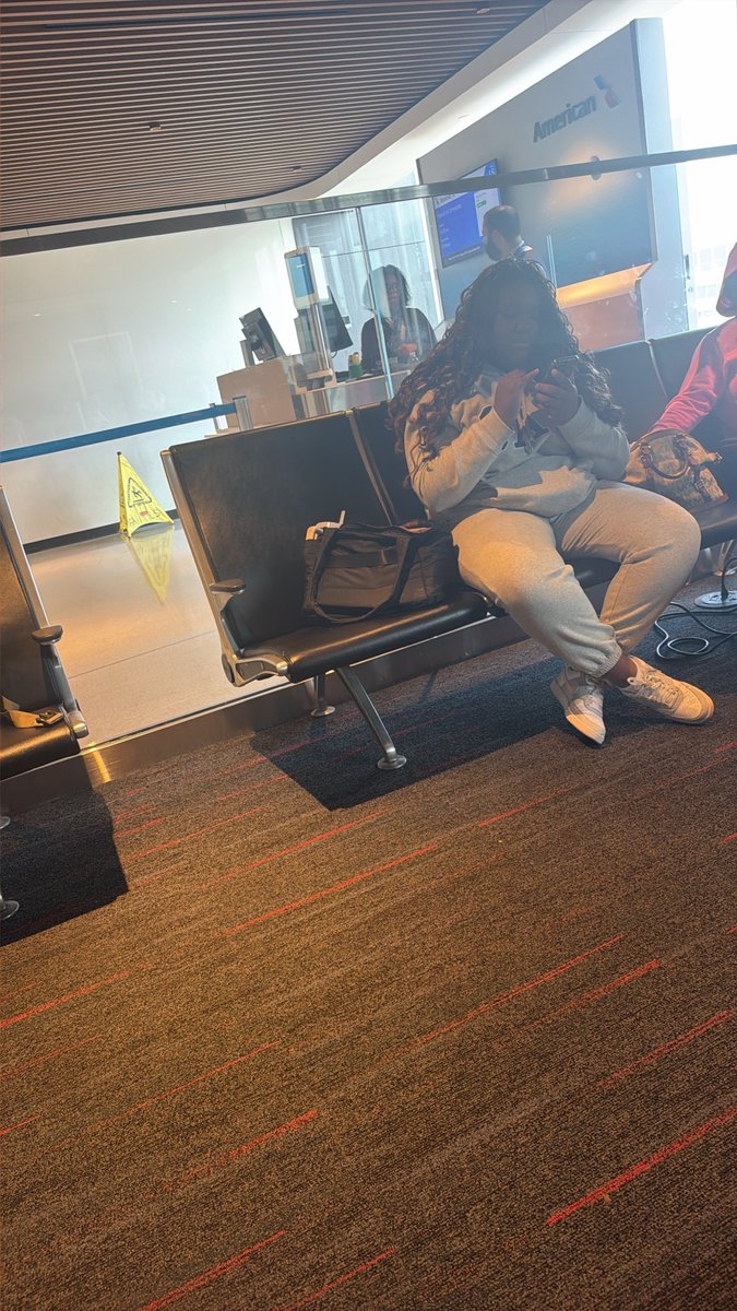 Iowa_Kirk's tweet photo. nothing like sitting listening a nigger yelling with her baby daddy on speaker at the airport https://t.co/Tv2avpwCye