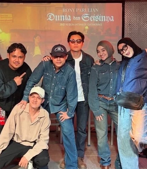 awmoire's tweet photo. deymmm panaroma + sam diman lesgoo ❤️‍🔥

foto lagi yg ada giselnya gas biar ber 7, keisya tempel aja nanti 😇 https://t.co/DAcBIZ7Z6T