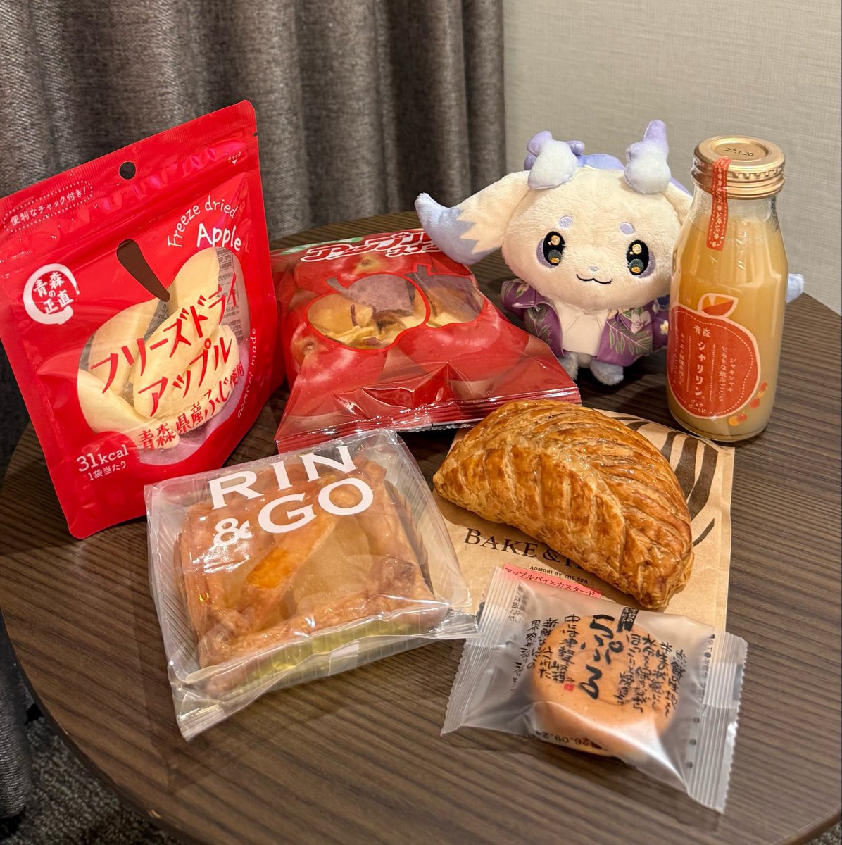 3737ochomadachi's tweet photo. りんごパーティー開催します🎉🍎🍏
ちょまはどれごお気に入りかな💭 https://t.co/tkVwJ4ELu4