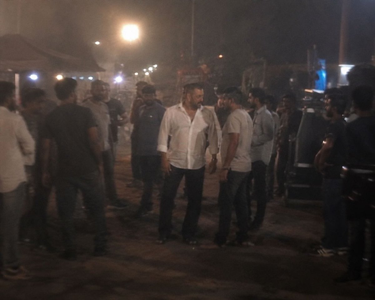 SK_Rcbian's tweet photo. #Salmankhan a massive fight sequence shooting in #filmcity for title #Monster https://t.co/wph4uVDnST