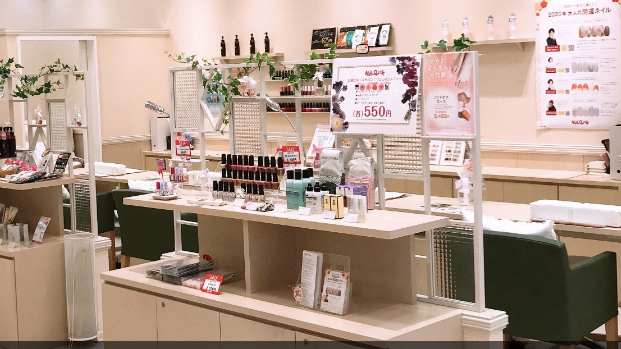 NailQuick_saiyo's tweet photo. 🌼ネイルの仕事で自分らしく活躍したい方へ💅✨経験や得意な技術を活かしながら、お客様に喜ばれる仕事をしませんか🌸成田第一ターミナル店は経験者急募✨第二新卒も大歓迎💗 #ネイルサロン採用 #ネイル転職 https://t.co/dvs2Dw98Gu