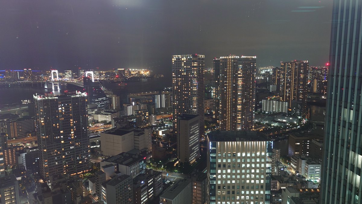 EthanSatoh's tweet photo. 最近定時でほぼ帰宅してたから
昨日すごく久しぶりに
20時まで残業したら
とっても疲れた
事務所移転したおかげで
キレイな夜景見れたけど
残業はしないに越したことはない https://t.co/Fr23L85yls