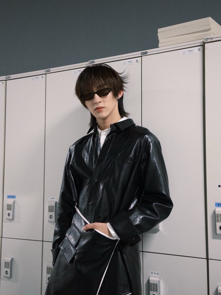 kongjiro_'s tweet photo. 🖤🖤

REFLECTING THOMASKONG
#DAILYMIRROR27SSxTMK
#DAILYMIRROR
#seoulfashionweek2027ss
#thomaskong
#tthomastc #kongjiro https://t.co/RINWnm5036