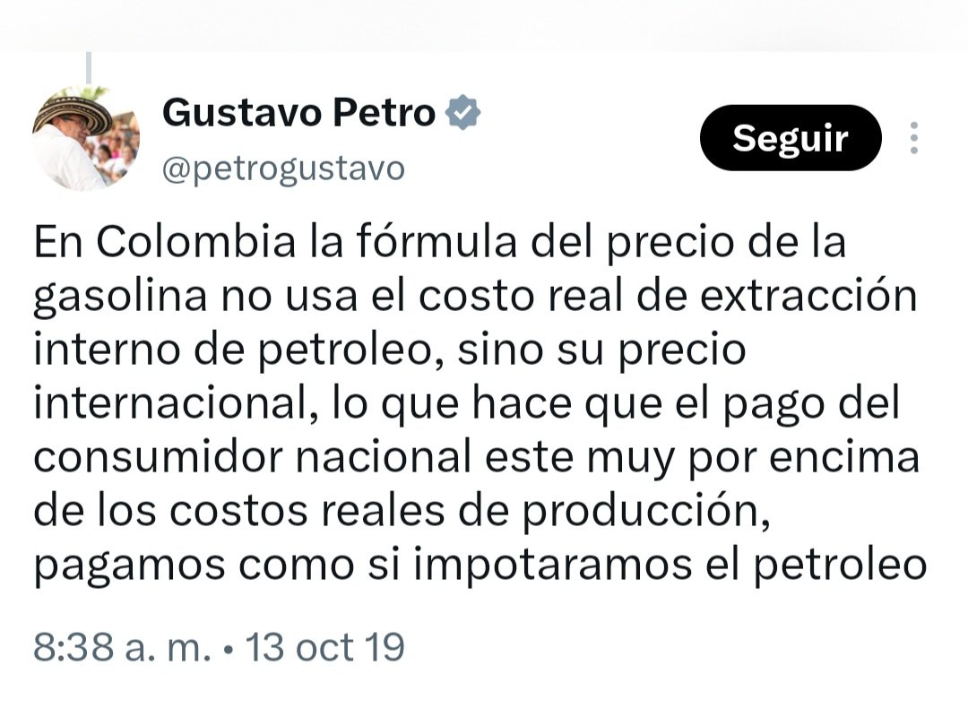 InfoColombiaS21's tweet photo. @JLuisBohorquez @PactoCol "LO MÁS RESPONSABLE, FUE HABER SUBIDO EL PRECIO DE LA GASOLINA"

Claro IMBÉCIL!
Lo responsable era aumentar el precio de la gasolina, en el gobierno Duque!

Pero su dios Petro y ustedes los extremistas, bloquearon carreteras, hasta mataron civiles inocentes! https://t.co/4FToXUcXak