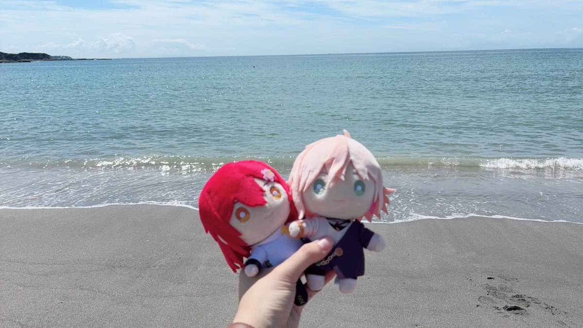 RinoBamboo's tweet photo. 海でめちゃ良い写真撮れましたー！
待ち受けにします🥰
#enjoy律可ぬいライフ
#ホロスタぬいが見れるタグ https://t.co/xtK908HWLE