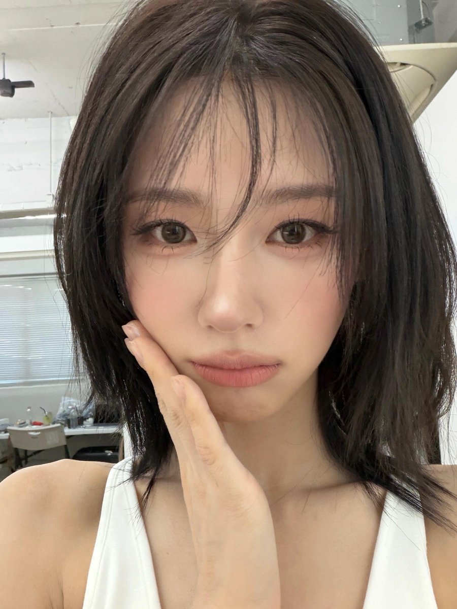 lovenoodle0131's tweet photo. 这天的照片真的很多吧✌🏻📸 ໒꒰ྀི∗ɞ̴̶̷ ·̮... https://t.co/CS2XXQSnI9 把文字复制好，然后去【小红书】查看详情。

#미연 #MIYEON https://t.co/agoBKxUX2S