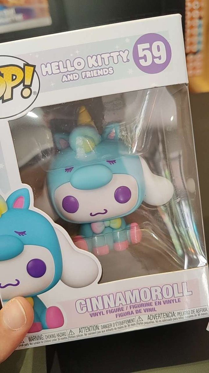 YuuelDono's tweet photo. I had to buy it 🥺

#cinnamoroll #hellokitty https://t.co/lctfdDHJon