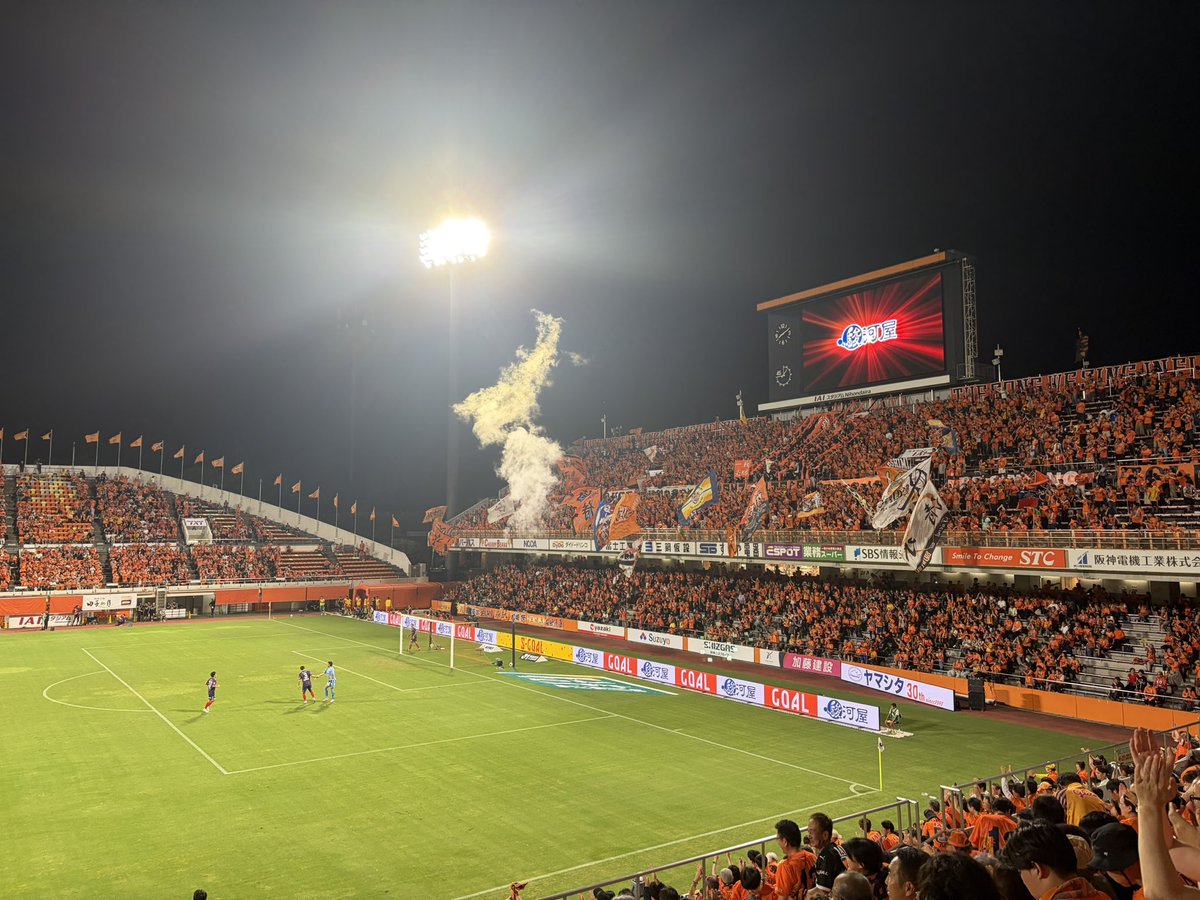 football_kokoko's tweet photo. 特典が入ったら煙が出るらしい(語彙力)
ホーム初ゴールで9月になって初めて知ったw https://t.co/rSP86lgtRc