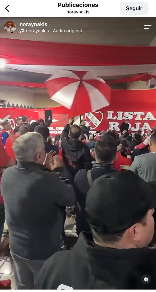 unpedromolina's tweet photo. El futuro es Luciano Nakis, ahora sí apoyado por su padre Noray, preso por asociación ilícita, vice de Moyano y operador anti Independiente en 2013. Sigue la regla del estatuto de que cada dirigencia debe ser peor que la anterior 👏🏾👏🏾 https://t.co/bNPn9peaI3